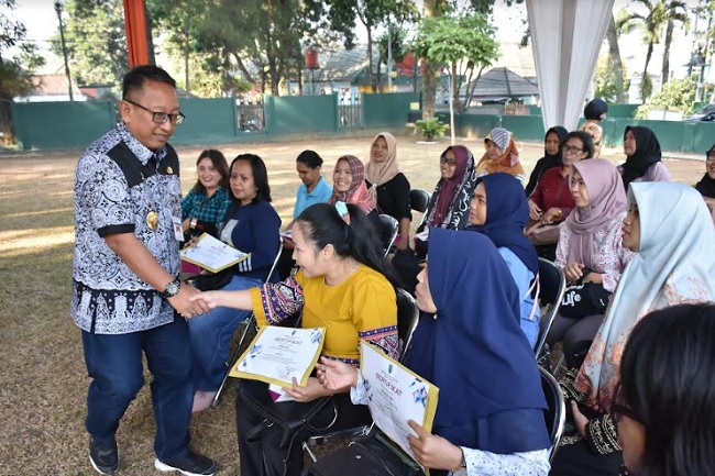 Pemkot Salatiga Bantu Peralatan Masak Bagi Prse Regional