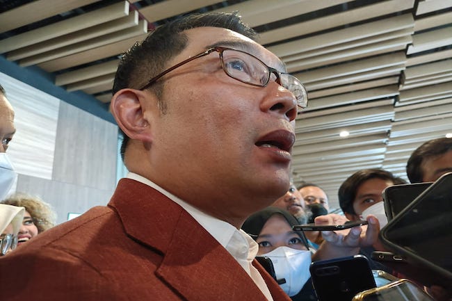 Demi Suara Jabar, Pengamat Sebut Golkar Cermat Tarik Ridwan Kamil, Capres KIB?