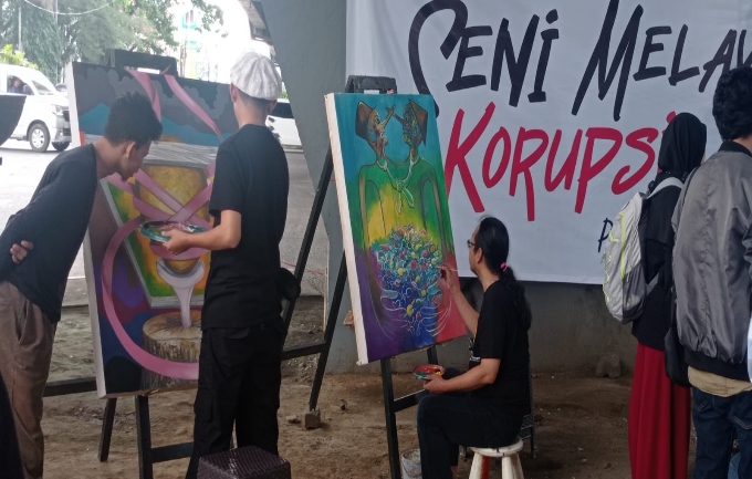 Perayaan Hari Anti Korupsi di Kota Makassar Disuarakan Lewat Lukisan 