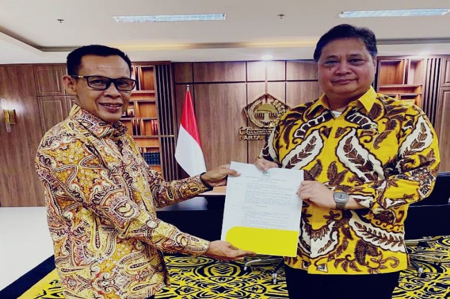 Airlangga Tugaskan Jaro Ade Menangkan Prabowo-Gibran dan Golkar di Kabupaten Bogor