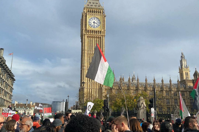 Menteri Dalam Negeri Inggris Ancam Penjarakan Pendemo Pro-Palestina