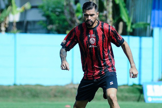 Julian Guevara Bertekad Bawa Arema FC Jauhi Zona Degradasi