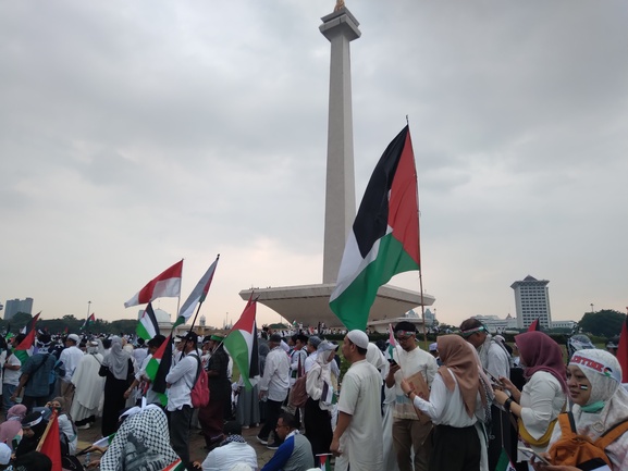 Bantuan Indonesia ke Palestina: Kebutuhan Dasar, Kapal Medis, hingga Lapangan Sepak Bola