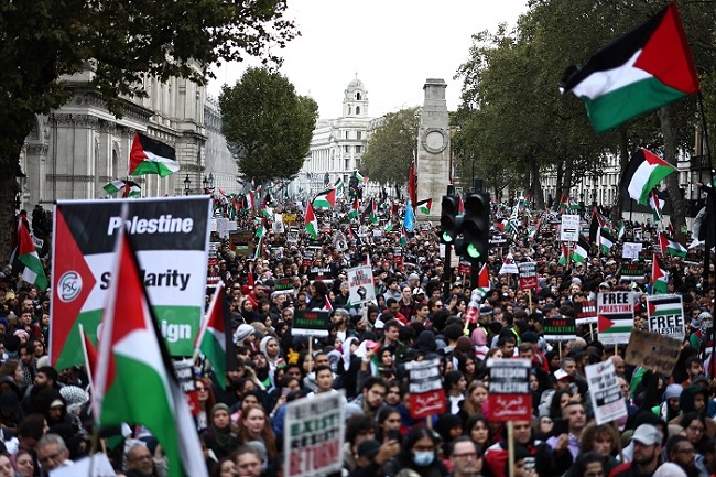 Ratusan Ribu Aksi Demo Pro Palestina Turun ke Jalan di Hari Gencatan Senjata