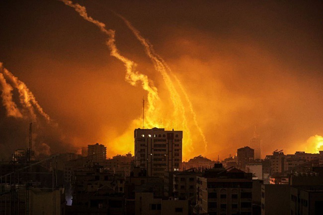 Lebih 200 Orang Tewas dalam Serangan Israel Semalam di Gaza