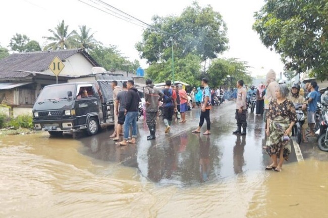 Banjir di Lombok Barat Rendam Empat Desa