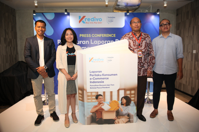 Kredivo dan Katadata Insight Center Rilis Perilaku Konsumen e-Commerce Indonesia 2022