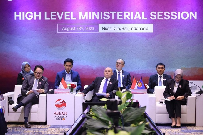 Permodalan Koperasi dan UKM Indonesia Faktor Penting Ditengah Peluang Bisnis Inklusif di ASEAN