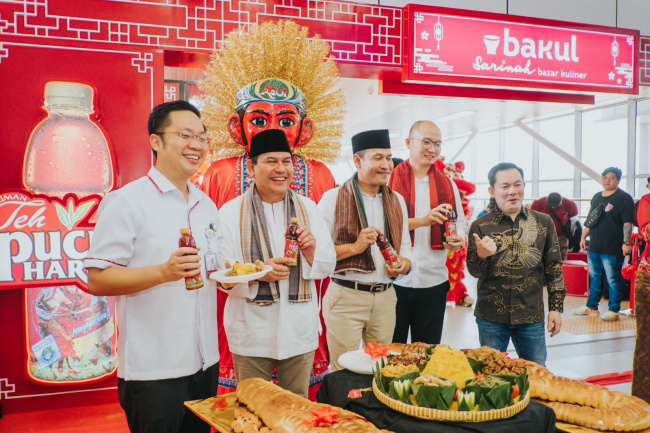 Berbagai Hidangan Khas Nusantara di Bazar Kuliner Stasiun Kereta Cepat Whoosh Jakarta