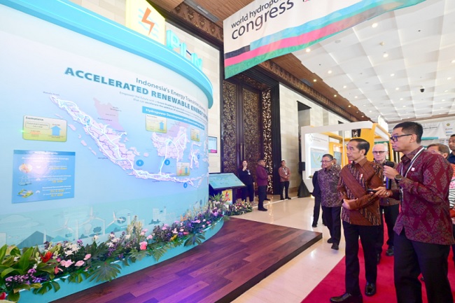 Di Hadapan Presiden Joko Widodo, Dirut PLN Paparkan Pengembangan Hydropower di Tanah Air