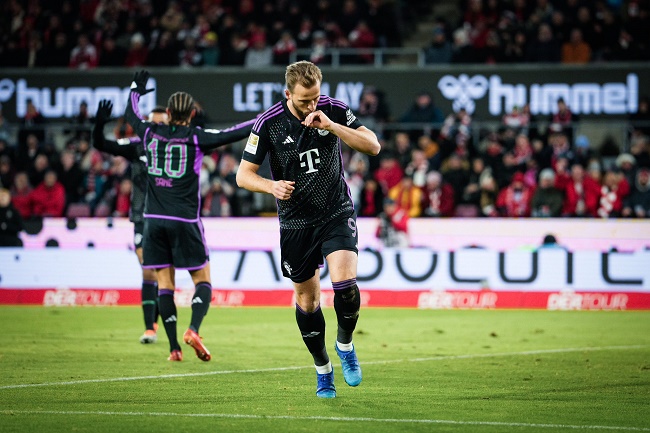 Bayern Munchen Cicipi Puncak Klasemen, Harry Kane Cetak Gol Kemenangan
