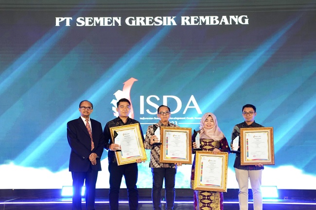 Empat Local Hero Binaan Semen Gresik di Jawa Tengah Sukses Raih Indonesia CSR Awards (ICA) and Indonesian SDGs Award (ISDA) 2023