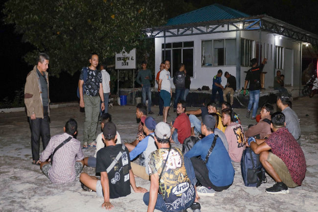 TNI AL Gagalkan Penyelundupan 17 Orang PMI Ilegal dari Batam ke Malaysia 