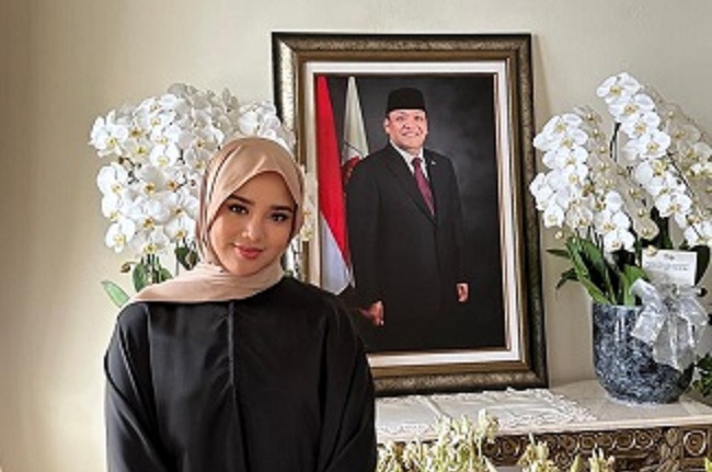 Putri Jelita  Siap Lanjutkan Pengkhidmatan Ayahnya di Pulau Seribu Masjid
