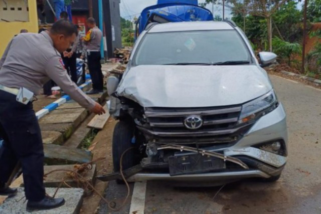 Tabrak Pemotor Hingga Tewaskan 2 Orang, Ketua KPU Lubuk Linggau Ditahan Polres PALI