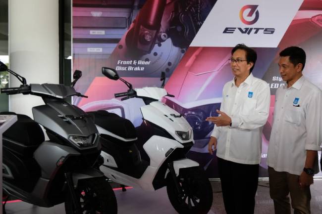 ITS Luncurkan Sepeda Motor Listrik EVITS, Siap Bersaing di Pasar Nasional  