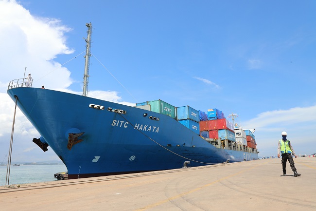 Babak Baru Pelabuhan Peti Kemas Batam, Hemat Ongkos Logistik USD600