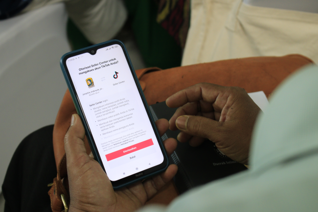 Pemprov Yogyakarta-Tokopedia dan Tiktok Latih UMKM Adopsi E-commerce