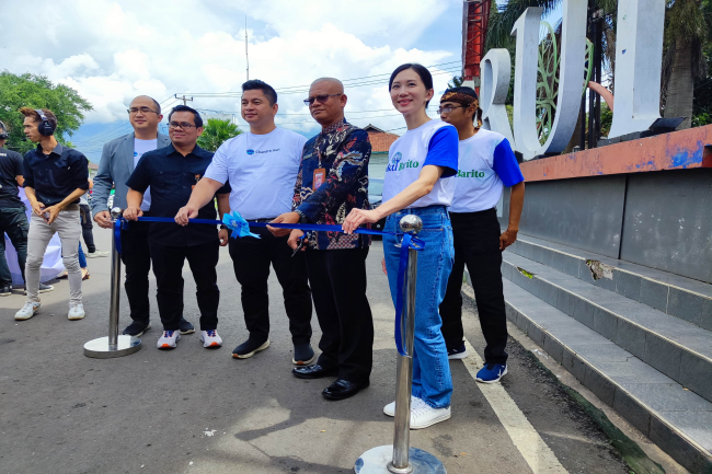 Rampungkan Target 100 Km Jalan Aspal Plastik, Kabupaten Garut Jadi Lokasi Terpanjang