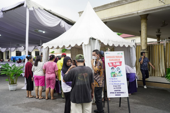 Gelar Safari Ramadhan BUMN 2024, PalmCo Siapkan 35 Ton Sembako Pasar Murah