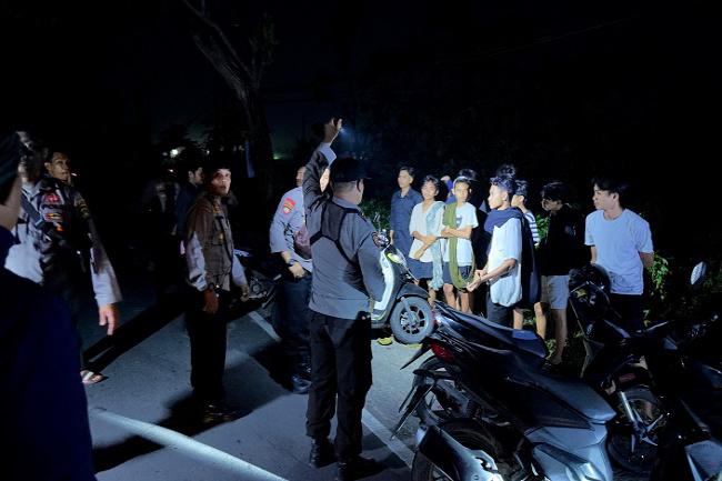 Duluan Keciduk Polisi, Puluhan Pemotor Urung Balap Liar Jelang Sahur  