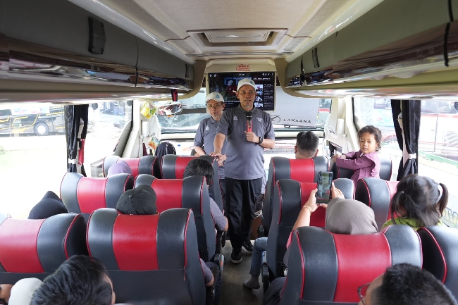 Gandeng Pemprov Jateng, Semen Gresik Sumbang 5 Bus Berangkatkan 250 Orang Mudik Gratis dari Jakarta ke Jawa Tengah