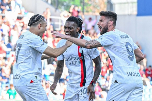 AC Milan Selamat dari Kekalahan, Imbang 3-3 di Markas Sassuolo