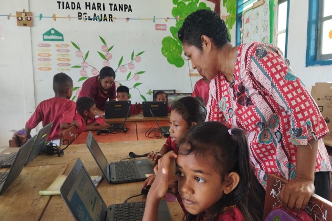 Pemanfaatan Teknologi Digital Tanpa Internet, Bantu Sekolah Laksanakan Asesmen dengan Mudah dan Murah