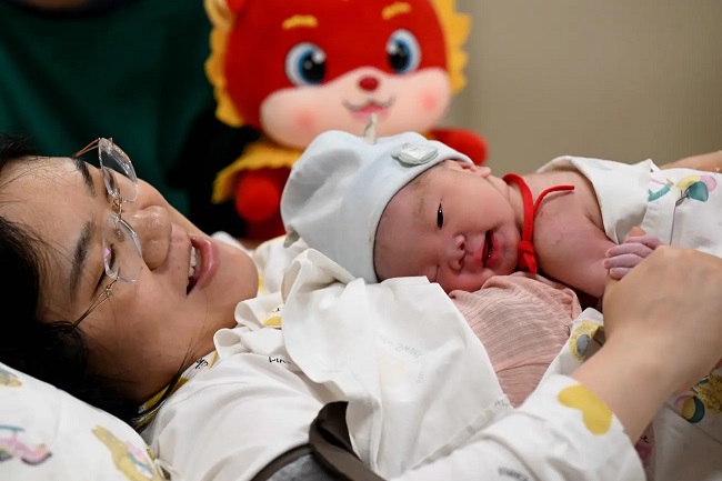 RS di China Menghentikan Layanan Persalinan karena Makin Sedikit Ibu Bersalin 