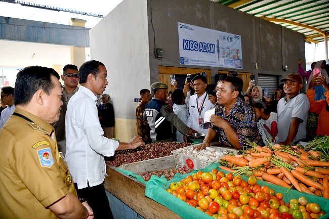 Masyarakat Minta Bantuan Pangan DiLanjutkan, Presiden Jokowi Tidak Janji