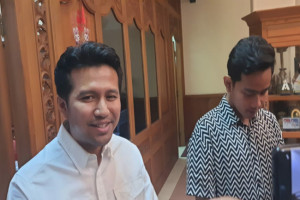 Temui Gibran, Emil Dardak Bicarakan Pilkada Jawa Timur