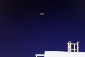 Pekerja Pengeboran Minyak Pergoki UFO di Atas Dek sebelum 'Menghilang dalam Sekejap'