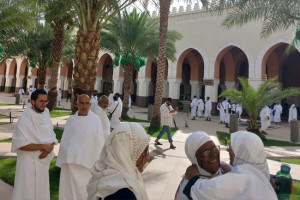 Jemaah Haji Kloter Perdana Berangkat ke Makkah dengan Miqat Bir Ali