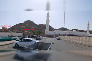 Tujuh Masjid dalam Benteng Khondaq, Disini Pos Komando Nabi Muhammad