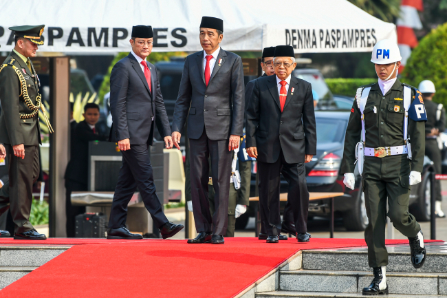 Jokowi: Indonesia Butuh Pahlawan Pemberantas Kemiskinan | Ekonomi