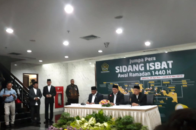 Pemerintah Tetapkan 1 Ramadhan 1440 H Jatuh Pada Senin 6 Mei | Politik