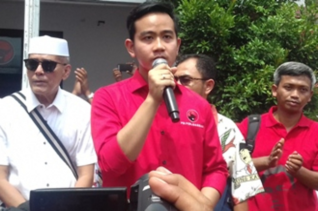 Laga Politik Putra-Putri Istana