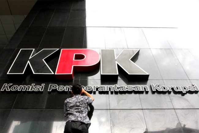 KPK Blokir Rekening Istri Lukas Enembe dan Ancam Jemput Paksa Jika Mangkir Lagi