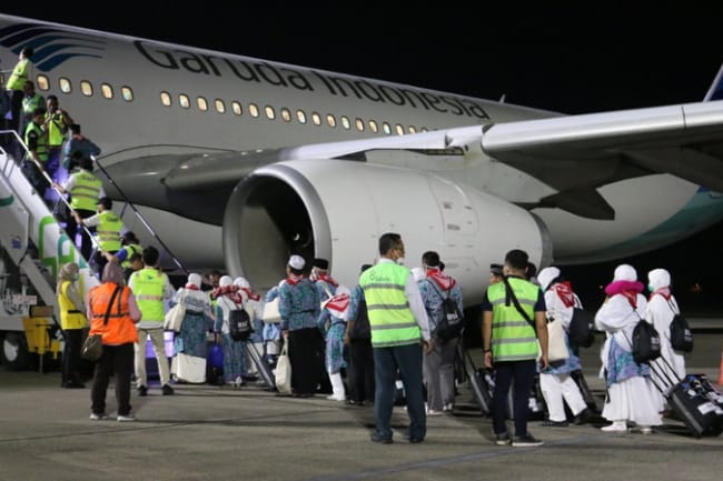 Wow! Bandara Internasional Syam Layani Penerbangan Haji Kalsel Perdana 