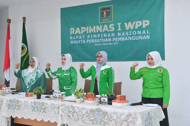 PP Wanita Persatuan Pembangunan Sepakat Dukung Mardiono, Posisi Suharso Kian Terjepit!