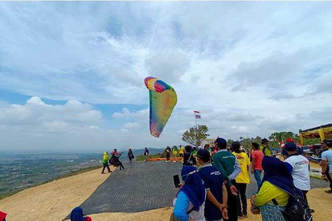 Tuban Siapkan Venue Baru untuk Menyambut Kejuaraan Paralayang Jatim