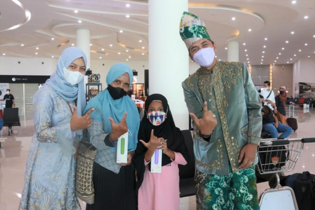   Hari Kartini, Bandara Syamsudin Noor Suguhkan Layanan Khusus
