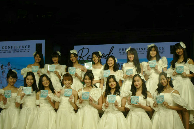Seru! Para Oshi Berkumpul, Sambut Meriah Konser 10 Tahun JKT48  