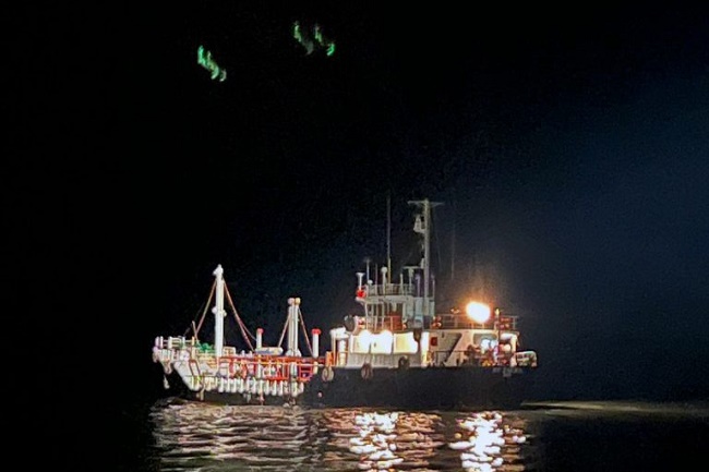 Patroli Laut Bea Cukai Batam Ungkap Penyelundupan 600 Kiloliter Solar dari Malaysia
