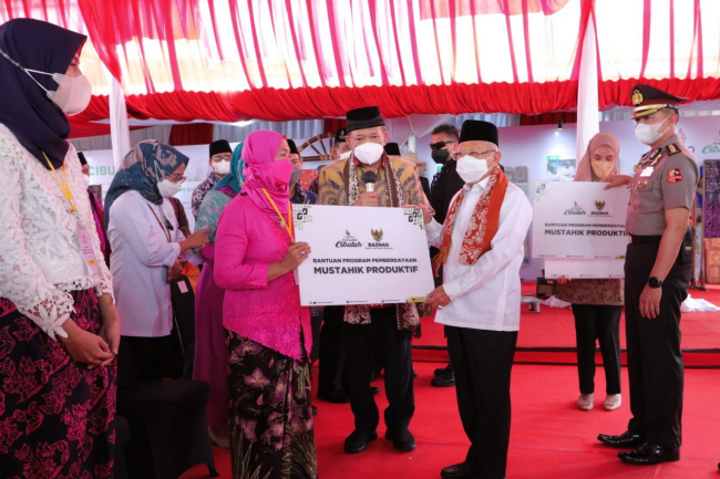 Wapres Apresiasi Keberhasilan BAZNAS dalam Pemberdayaan Kampung Batik Cibuluh