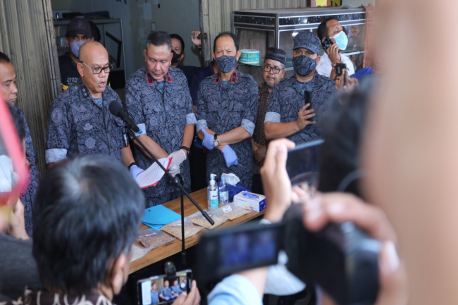 Berkedok Rumah Makan, BNN Bongkar Pabrik Ekstasi di Pekanbaru