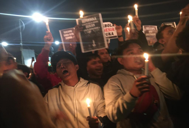 Belasungkawa Tragedi Kanjuruhan, Ultras Garuda Gelar Acara Nyalakan 1.000 Lilin dan Tabur Bunga