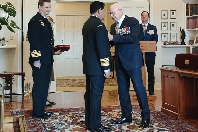 Kasal Yudo Terima Bintang Kehormatan Member in the Military Australia