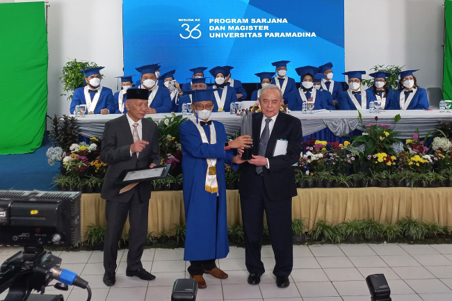 TP Rachmat Dianugerahi Paramadina Award 2022