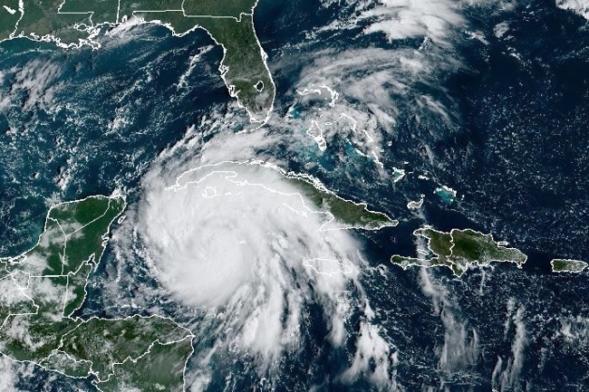 Jutaan orang di Florida Dipaksa Mengungsi saat Badai Ian Menyerang